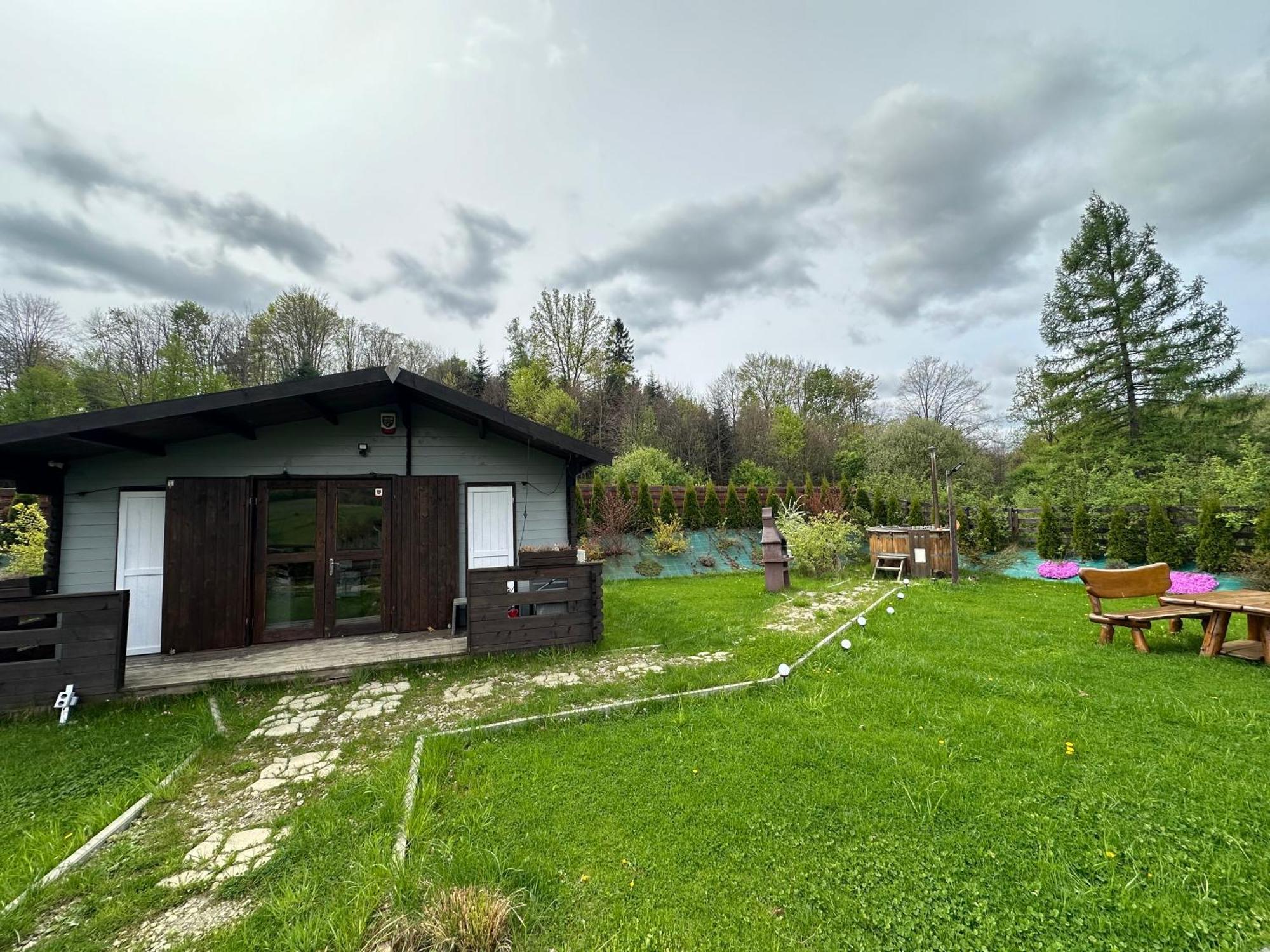 Bieszczadzkie Wzgorze Saunowe- Jacuzzi I Sauna W Cenie Pobytu Apartment Lobozew