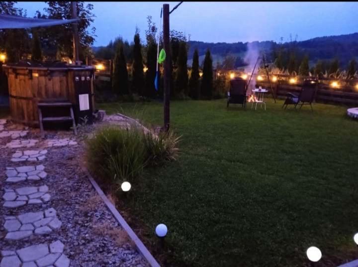 Bieszczadzkie Wzgorze Saunowe- Jacuzzi I Sauna W Cenie Pobytu Apartment Lobozew